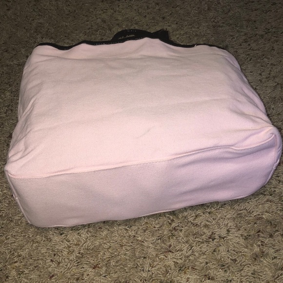 VICTORIA SECRET Tote bag w/Patent leather handles - Picture 6 of 11